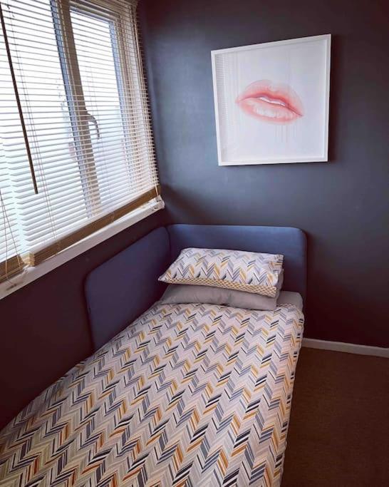 Chester/Handbridge Sleeps 9 + Netflix Hough Green Exterior photo
